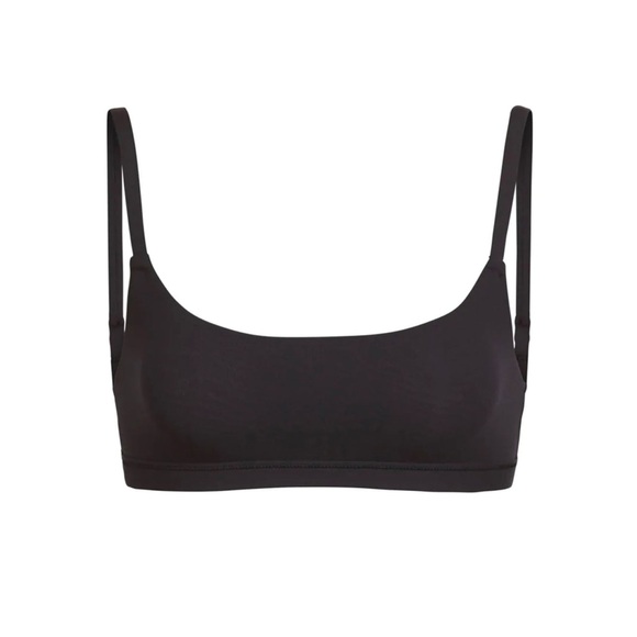 SKIMS Fits Everybody Scoop Bralette - Picture 4 of 9